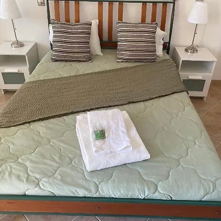 Marina Guest house *