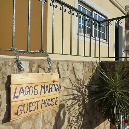 拉各斯码头旅馆 招待所 *