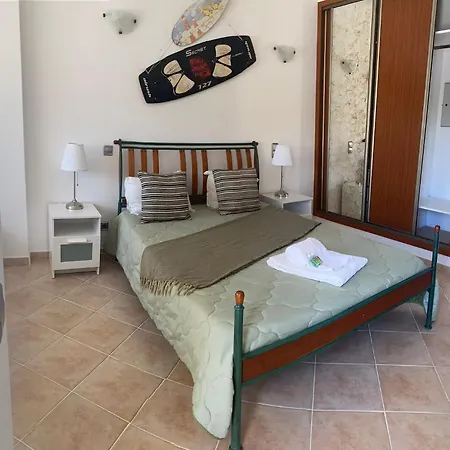 Marina בית הארחה לאגוּ‏ש